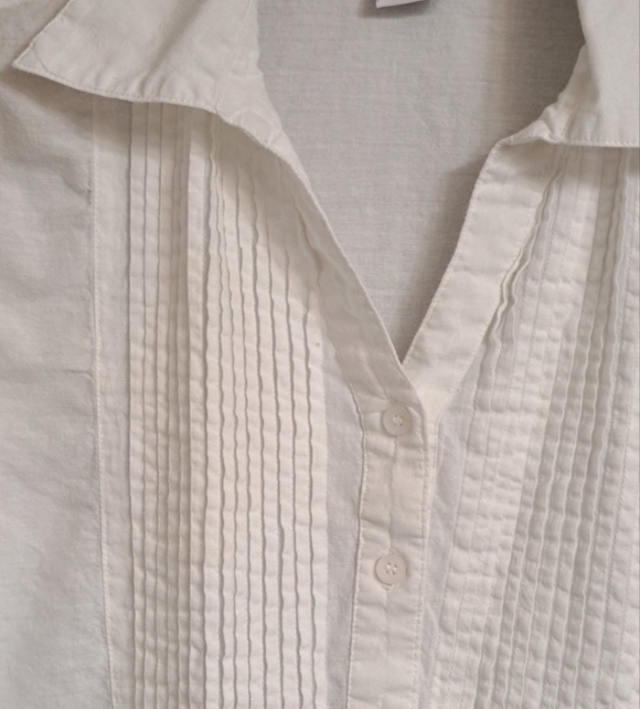 Parsley & Sage Eyelet Tunic With Scalloped Edges   Size M - Picture 8 of 9